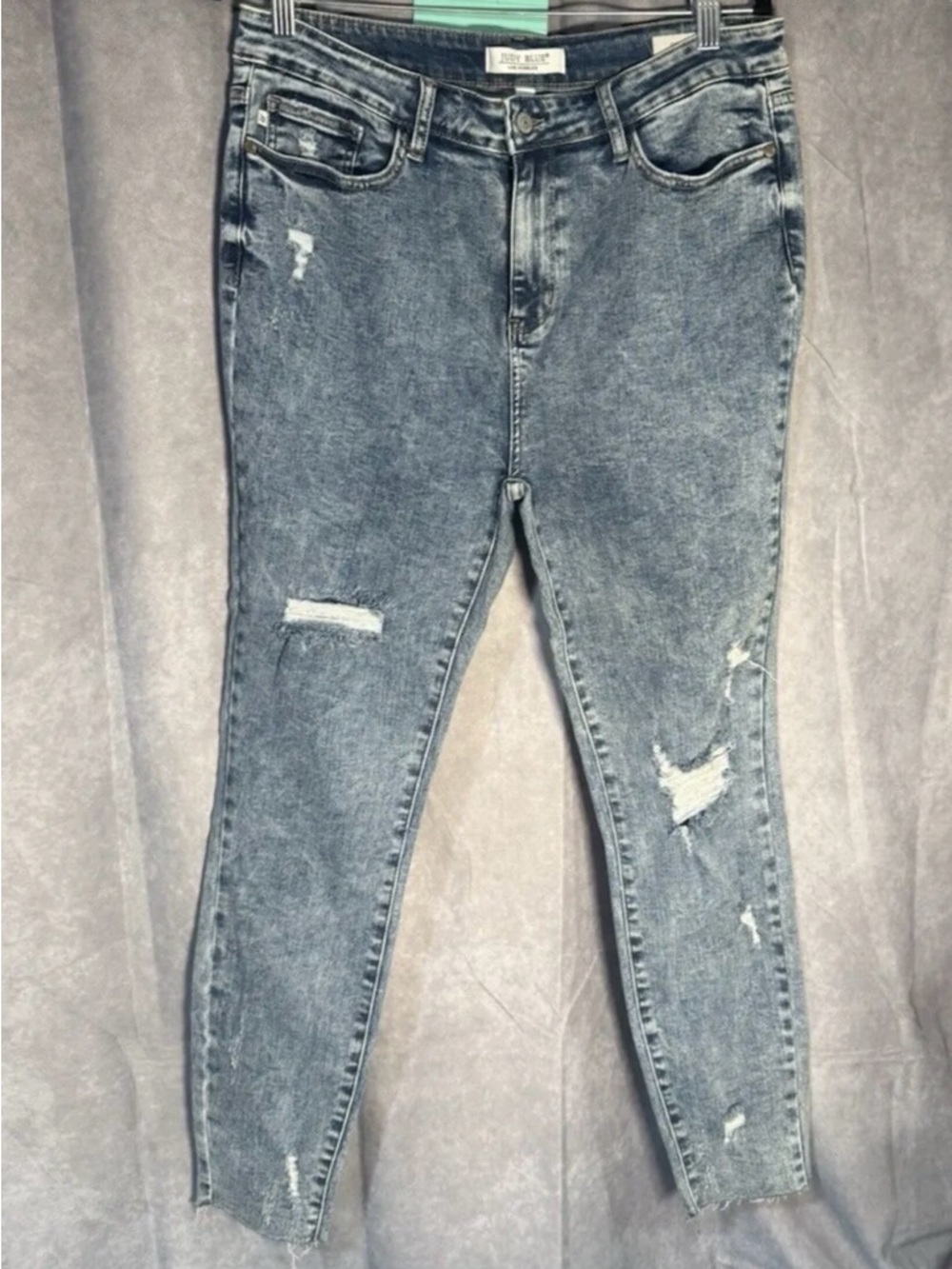 NWOT JUDY BLUE Distressed High-Rise Skinny Jeans